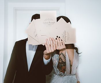 אזעקת טרנד: צילומי הזמנות מיום החתונה