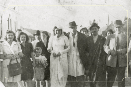 חתונה של ניצולים, לאחר המלחמה. רומניה.