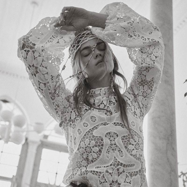 Bohemian Lace Redefined: הקולקציה של מרדכי אברהם