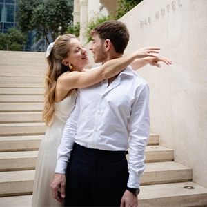 חו&quot;ל בתל אביב: החתונה המיוחדת של שיר ואמרי