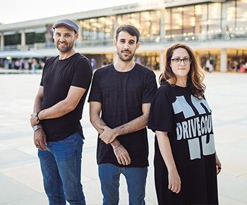 הדיג׳ייז הבוטיקיים שפונים אל כלות שמבינות באמת במוסיקה